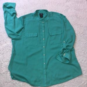 Lord &Taylor button down blouse